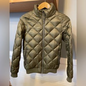 Patagonia puffer jacket